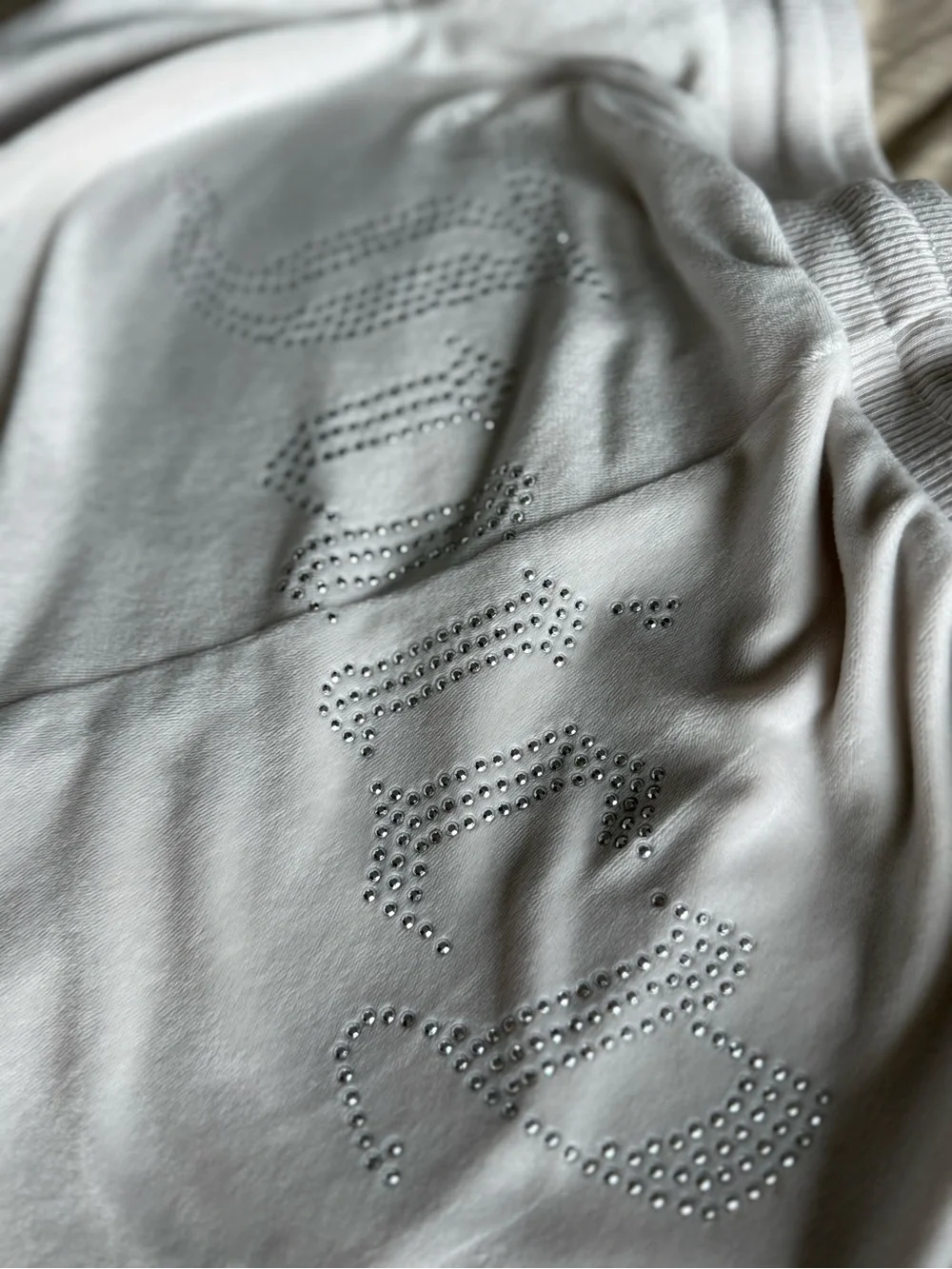 Juicy Couture soft white